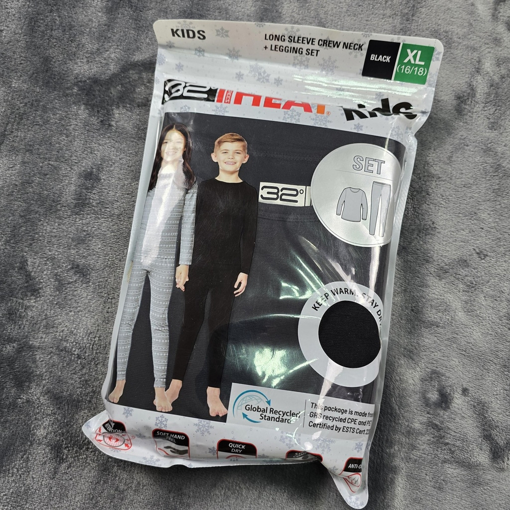 32 Degrees Heat Kids XL 16/18 Thermal Base Layer Set Black
